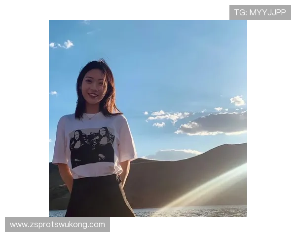 史梦瑶这生活跟模特大片比起来，街头买个煎饼怎么感觉两回事？