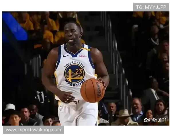 普尔相比勇士时期增加了持球挡拆，高频率单打正主导球队进攻体系